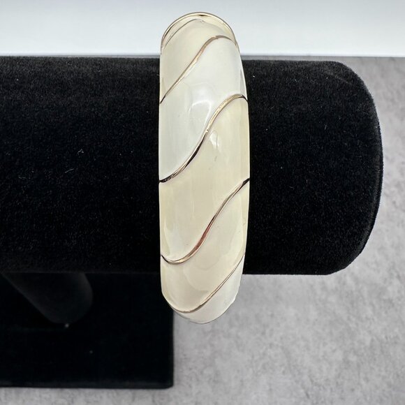 Open Edit Enamel Split Stretch Two Tone White Cream Gold Tone Bangle Bracelet - Picture 3 of 10
